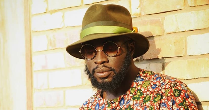 M.anifest net Worth