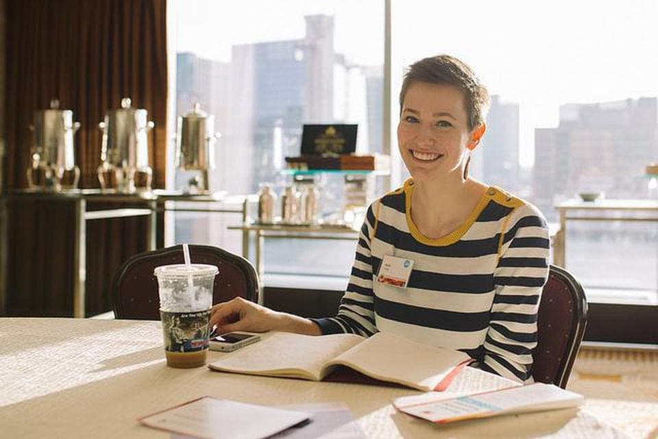 18 tips on how to love a successful career woman