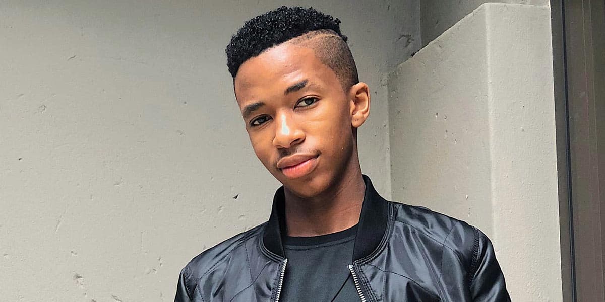 Lasizwe Dambuza net worth