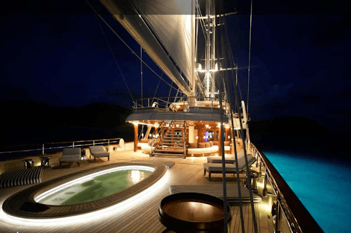 Top 10 billionaires and their yachts