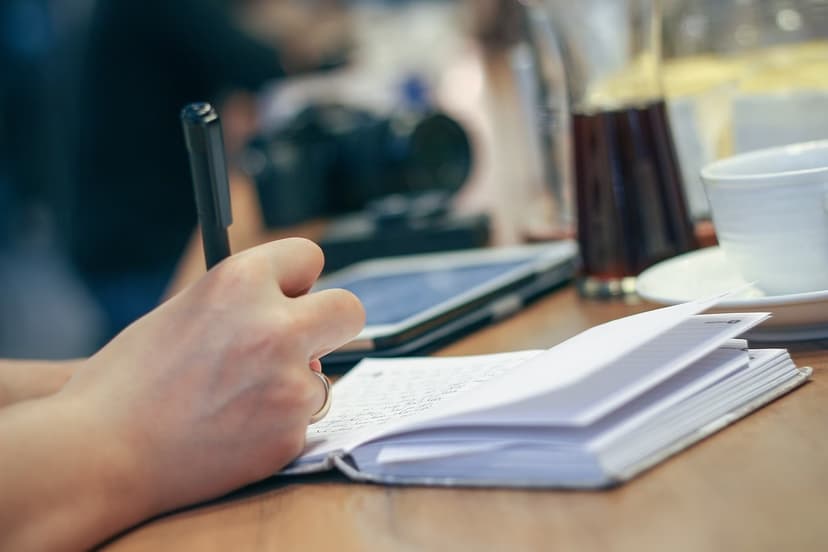 How to Maintain Your License as an Insurance Agent