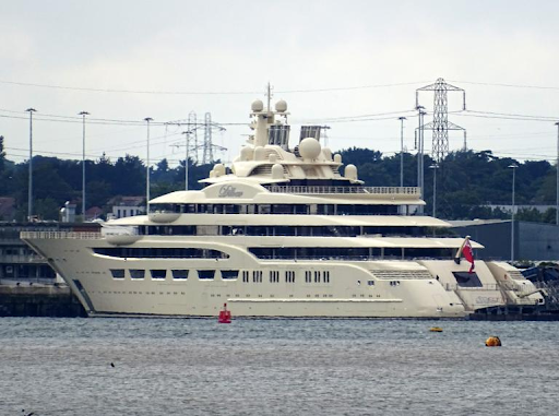 Top 10 billionaires and their yachts