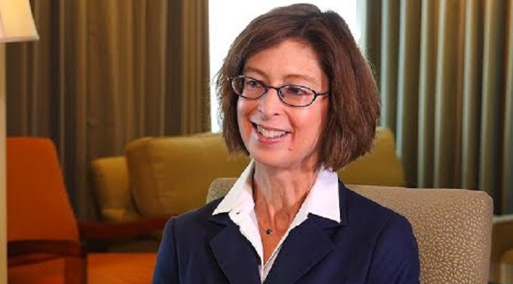 top 10 richest women in the united states of America