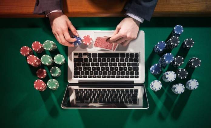 Online Casino Player