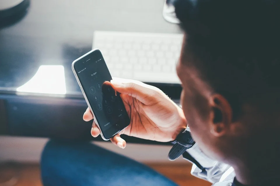 5 Ways You Can Quit Your 9 to 5 and Earn Money from Home 5