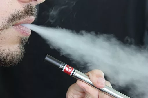 6 Tips to Keep in Mind While Transporting THC Vape Pens Through Postal Services 4 vaping